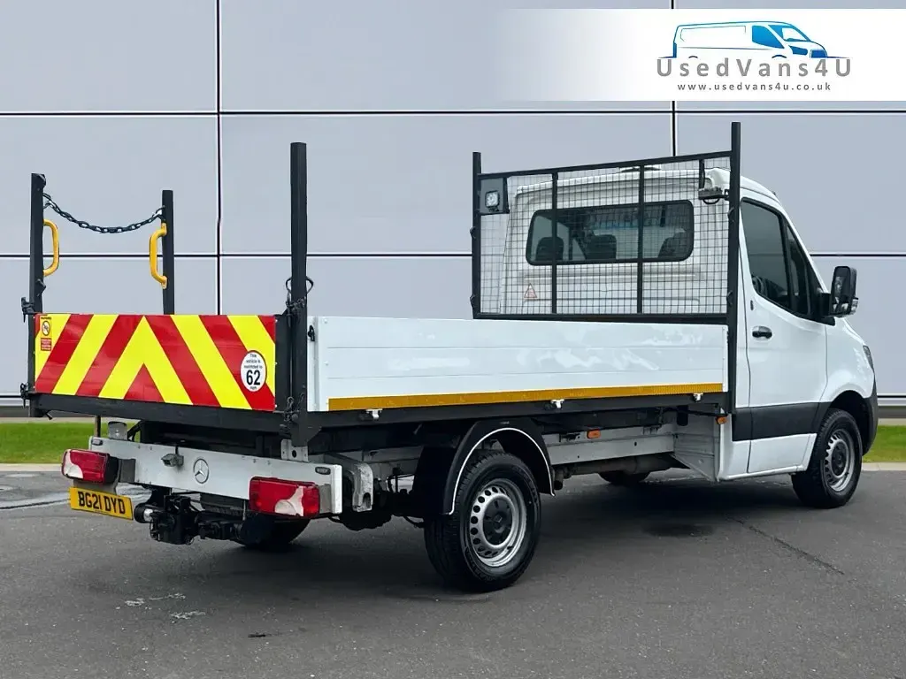 Used Mercedes Sprinter Progressive 163 HP (119 kW) 2021 White Van