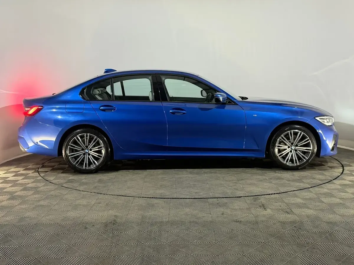 Used BMW 330e M Sport 2019 Blue Sedan