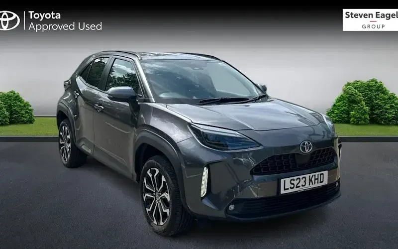 Used Toyota Yaris Hybrid Design 116 HP (85 kW) 2026 Estate