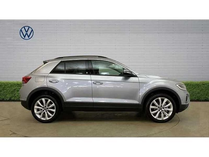 Used VW T-Roc Match 150 HP (110 kW) 2025 SUV