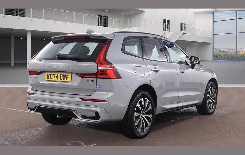 Used Volvo XC60 Plus 250 HP (183 kW) 2024 Vapour grey SUV