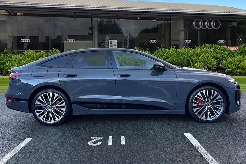 New Audi A6 e-tron Advanced 314 kW (428 HP) 2026 Grey Hatchback