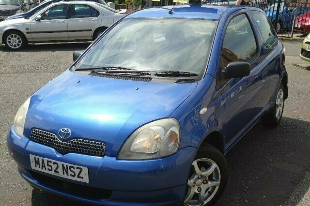 Used Toyota Yaris 2002 Hatchback