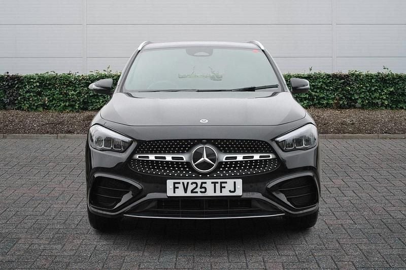 Used Mercedes GLA250 Executive 2025 Black SUV