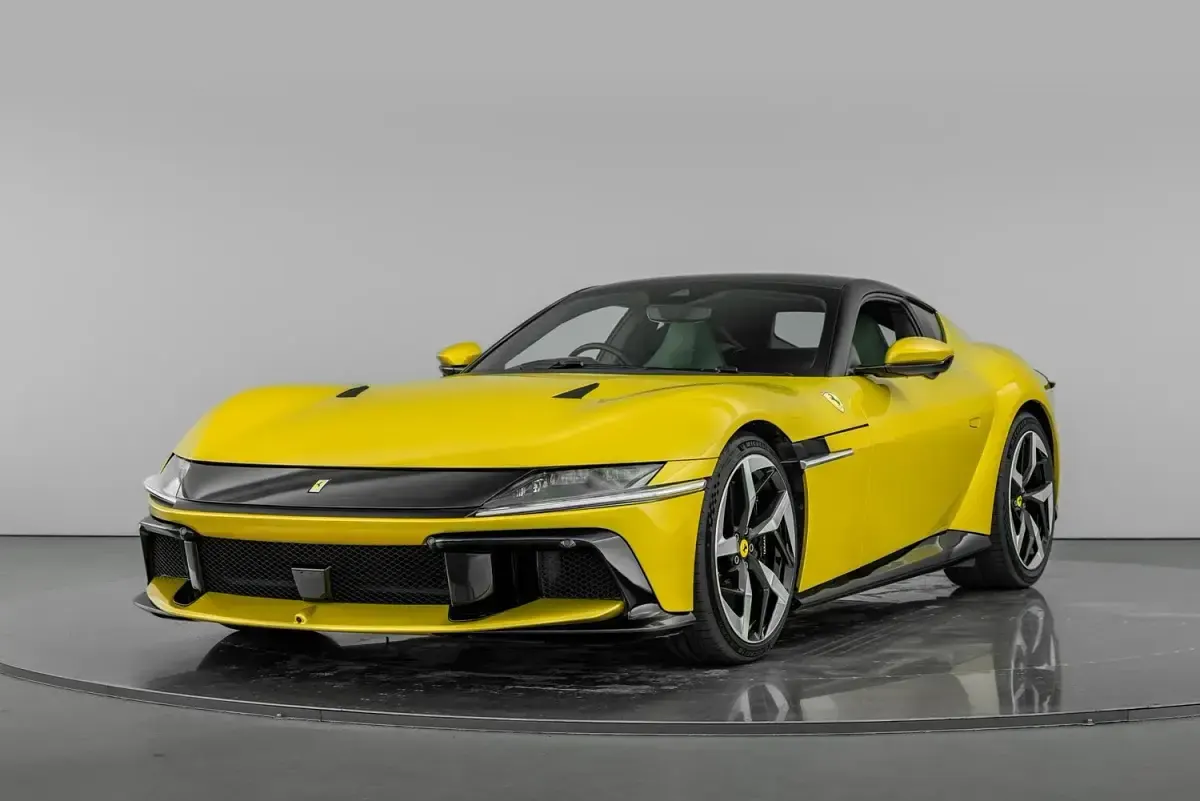 Used Ferrari 12 Cilindri 830 HP (610 kW) 2025 Yellow Coupe