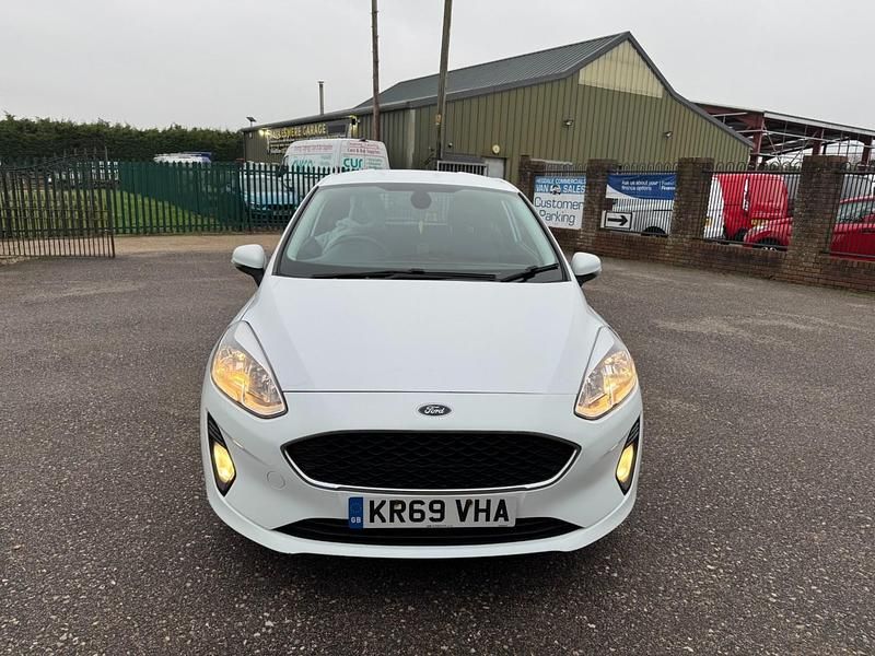 Used Ford Fiesta 2019 White Van