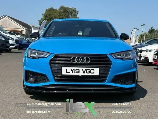 Used Audi A4 Black Edition 190 HP (139 kW) 2019 Blue Sedan