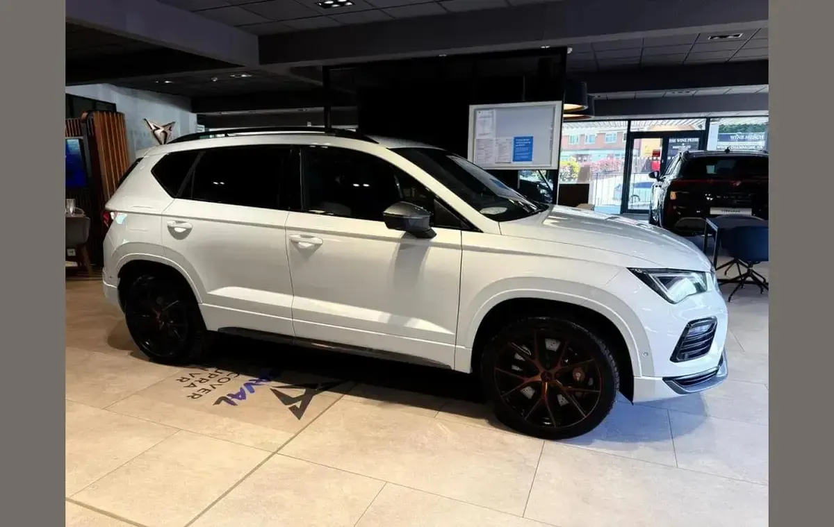 Used Cupra Ateca VZ3 296 HP (217 kW) 2022 White SUV