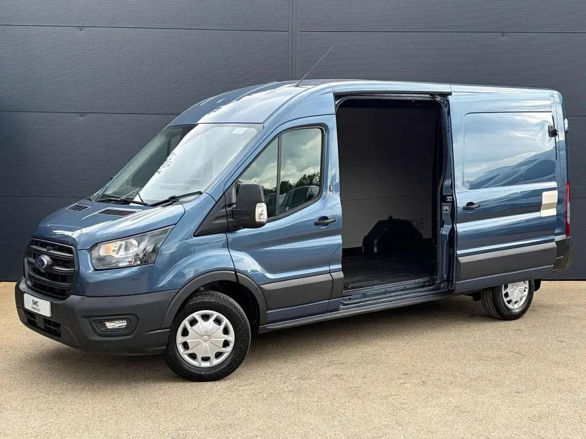 Used Ford Transit Trend 2023 Blue