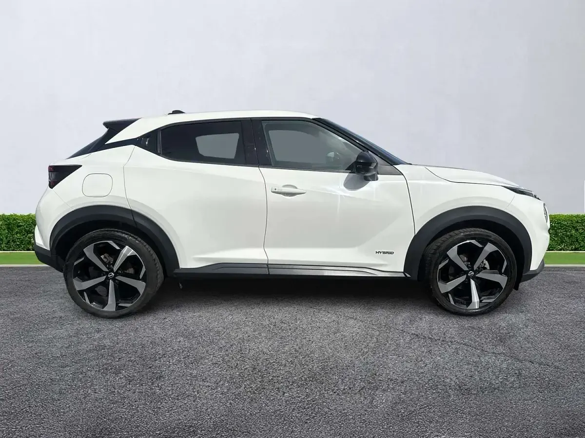 Used Nissan Juke Tekna 143 HP (105 kW) 2023 White SUV