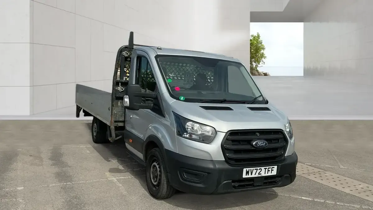 Usado Ford Transit 130 CV (95 kW) 2022 Plateado Descapotable