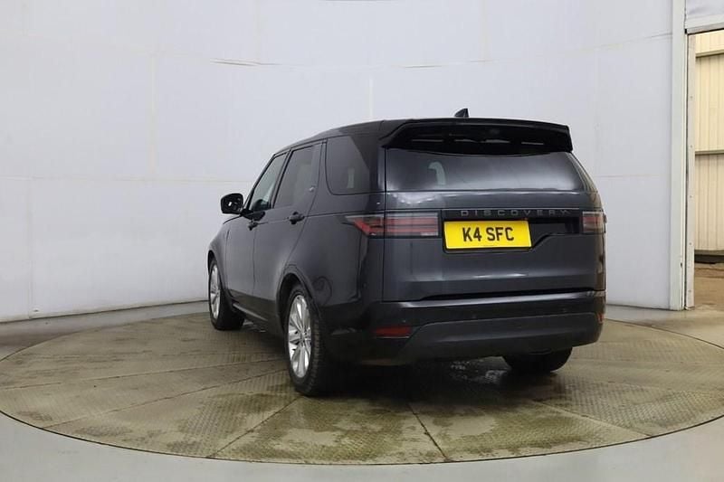 Used Land Rover Discovery 5 HSE Dynamic 300 HP (220 kW) 2023 Grey SUV