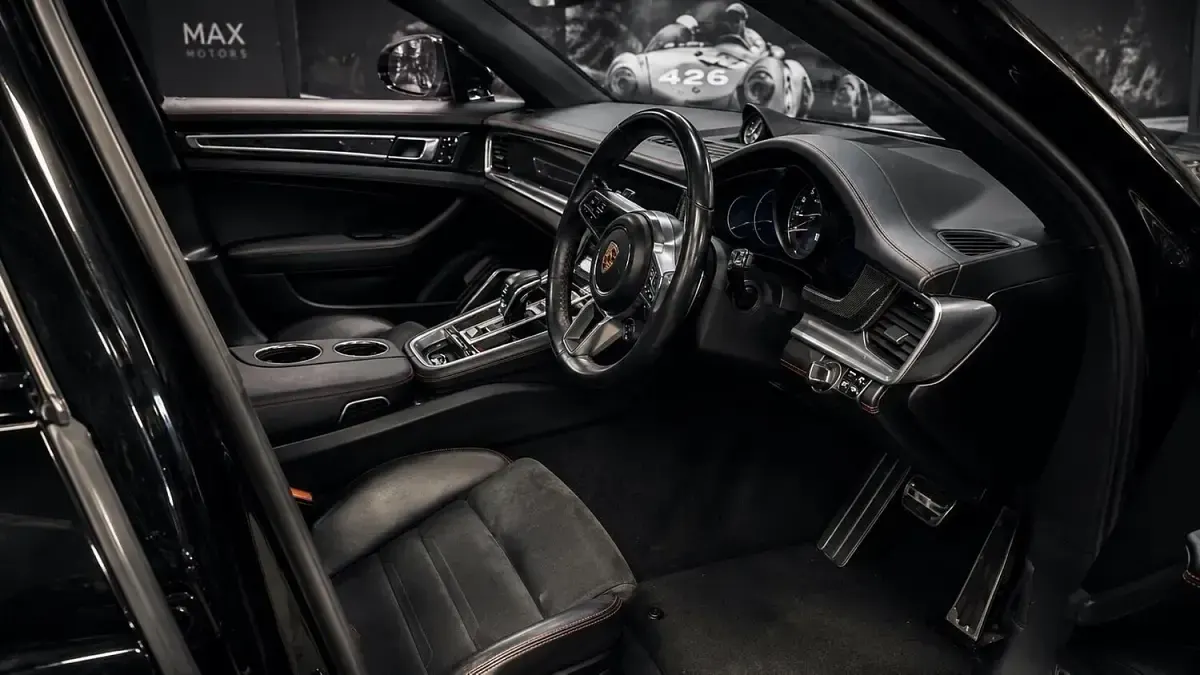 Used Porsche Panamera 2019 Black Estate