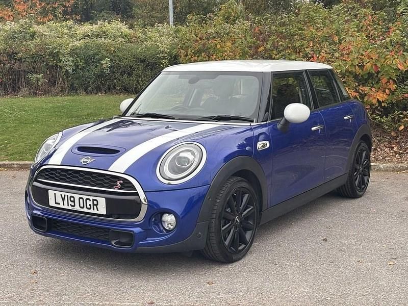 Blue Used 2019 Mini Cooper S Classic Hatchback | £14,300 (Super price) - Image 1/4