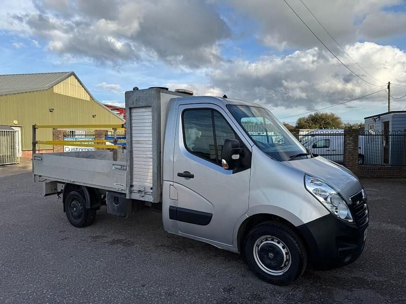 Silver Used 2019 Vauxhall Movano Van | £6,495 (Good price) - Image 1/4