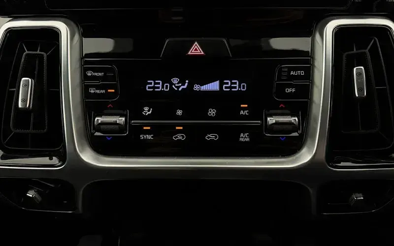 Used Kia Sorento 201 HP (147 kW) 2021 Brown SUV