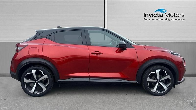 Used Nissan Juke Tekna 114 HP (83 kW) 2022 Red SUV