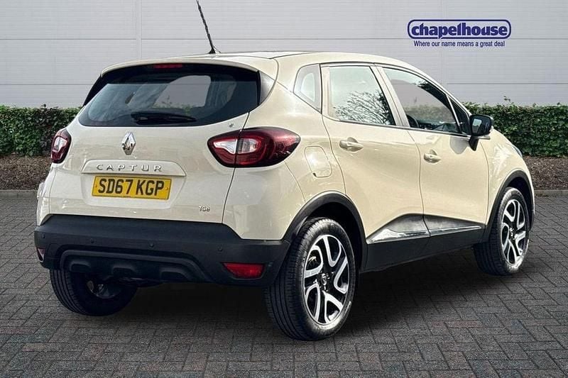 Used Renault Captur Dynamique 90 HP (66 kW) 2017 SUV