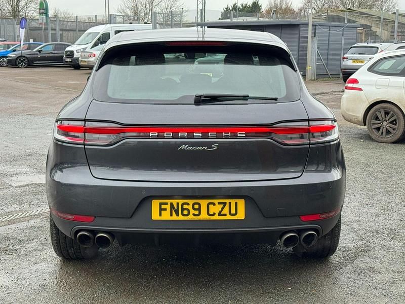 Usado Porsche Macan 354 HP (260 kW) 2019 Cinzento SUV