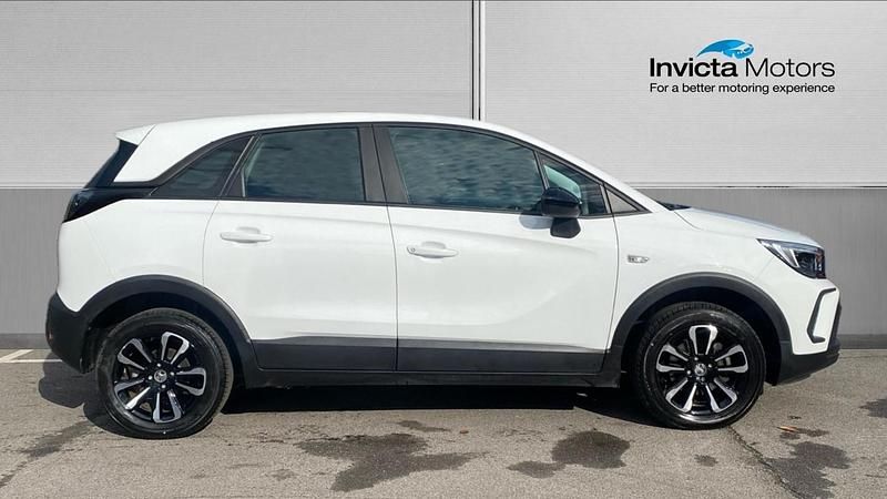 Used Vauxhall Crossland Design Edition 110 HP (80 kW) 2023 White SUV