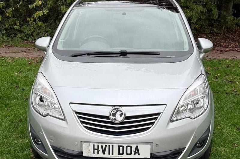 Silver Used 2011 Vauxhall Meriva MPV | £2,399 (Good price) - Image 1/1