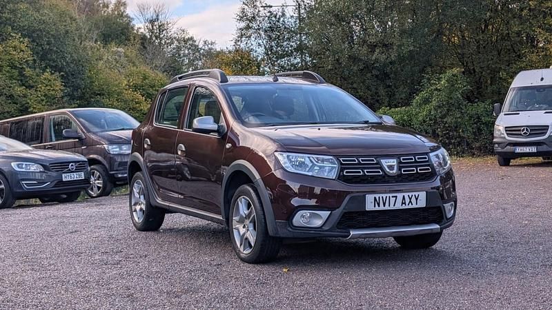 Brown Used 2017 Dacia Sandero Lauréate Hatchback | £5,495 (A bit pricey) - Image 1/4
