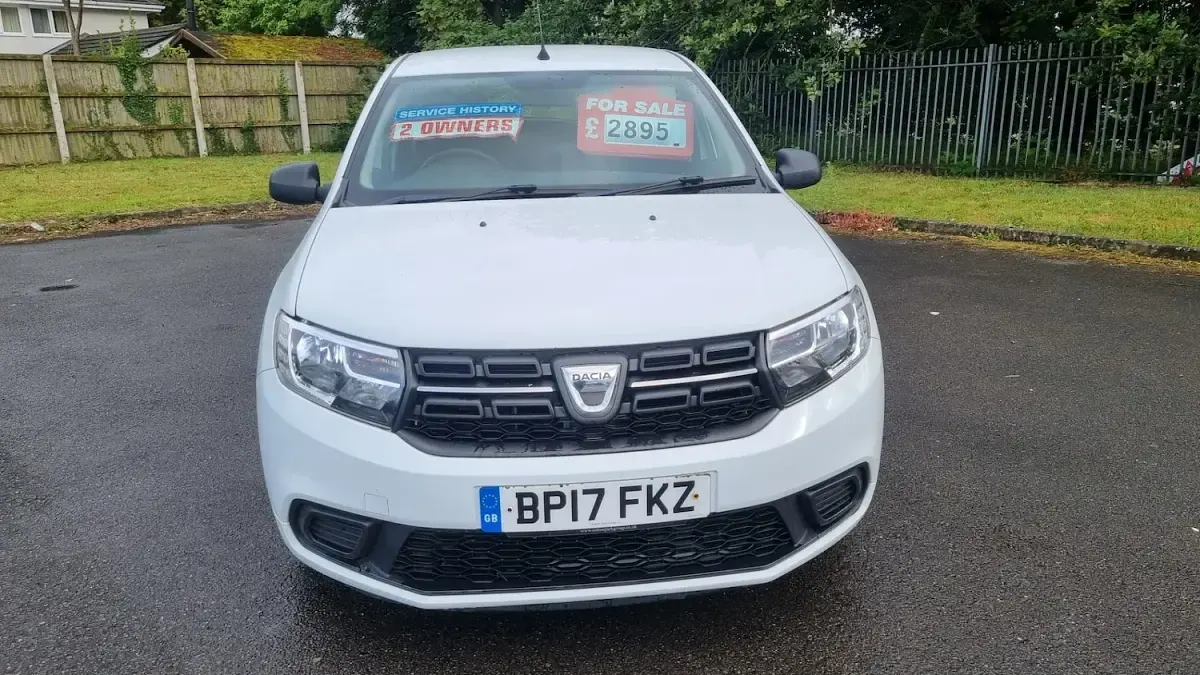 Used Dacia Sandero Ambiance 2017 White Hatchback