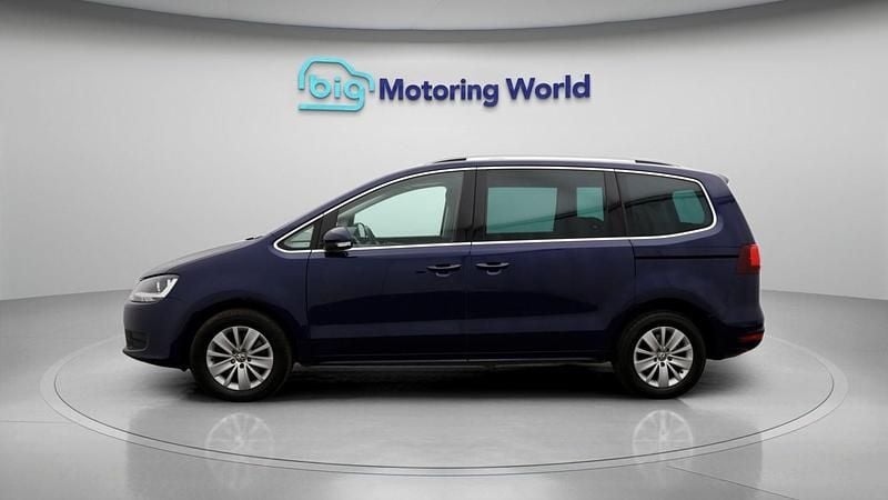 Used VW Sharan SE 150 HP (110 kW) 2019 Blue MPV