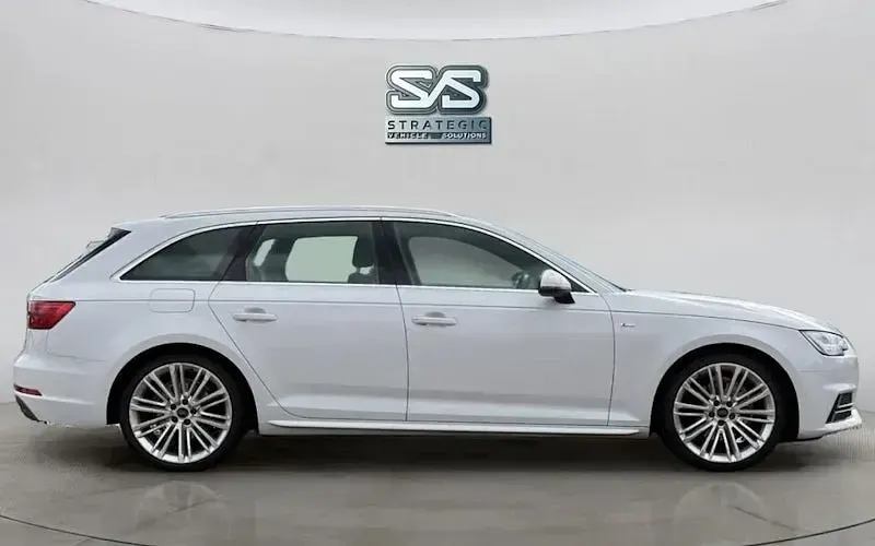 Used Audi A4 S-Line 252 HP (185 kW) 2017 White Estate