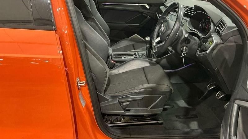 Used Audi Q3 Black Edition 150 HP (110 kW) 2022 Orange SUV