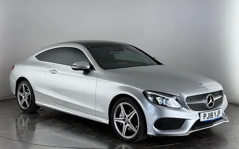 Used Mercedes C250 AMG Line Premium Plus 204 HP (150 kW) 2018 Coupe