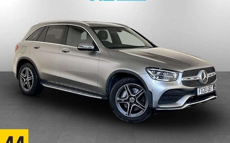 Used 2022 Mercedes GLC220 AMG line Estate | £21,395 (Super price) - Image 1/2