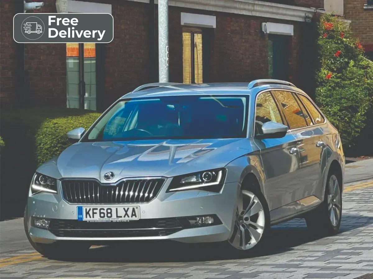 Used Skoda Superb SE L Executive 150 HP (110 kW) 2019 Silver Estate