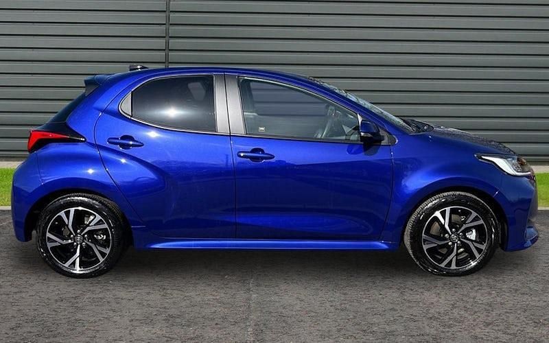 Used Toyota Yaris Hybrid Design 116 HP (85 kW) 2026 Hatchback