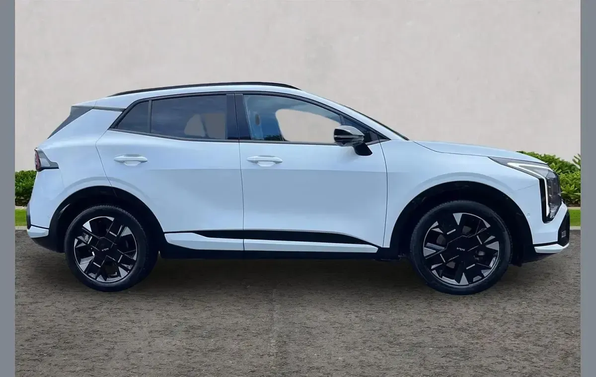 Used Kia Sportage GT-Line S 234 HP (172 kW) 2025 White SUV
