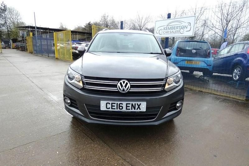 Used VW Tiguan Edition 150 HP (110 kW) 2016 Grey SUV