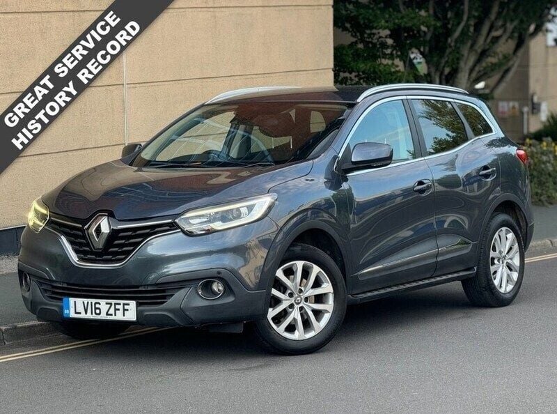 Grey Used 2016 Renault Kadjar Dynamique SUV | £7,495 (Fair price) - Image 1/3