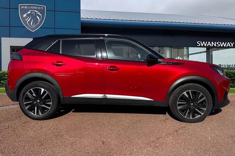 Used Peugeot 2008 Premium 153 HP (112 kW) 2021 Red SUV