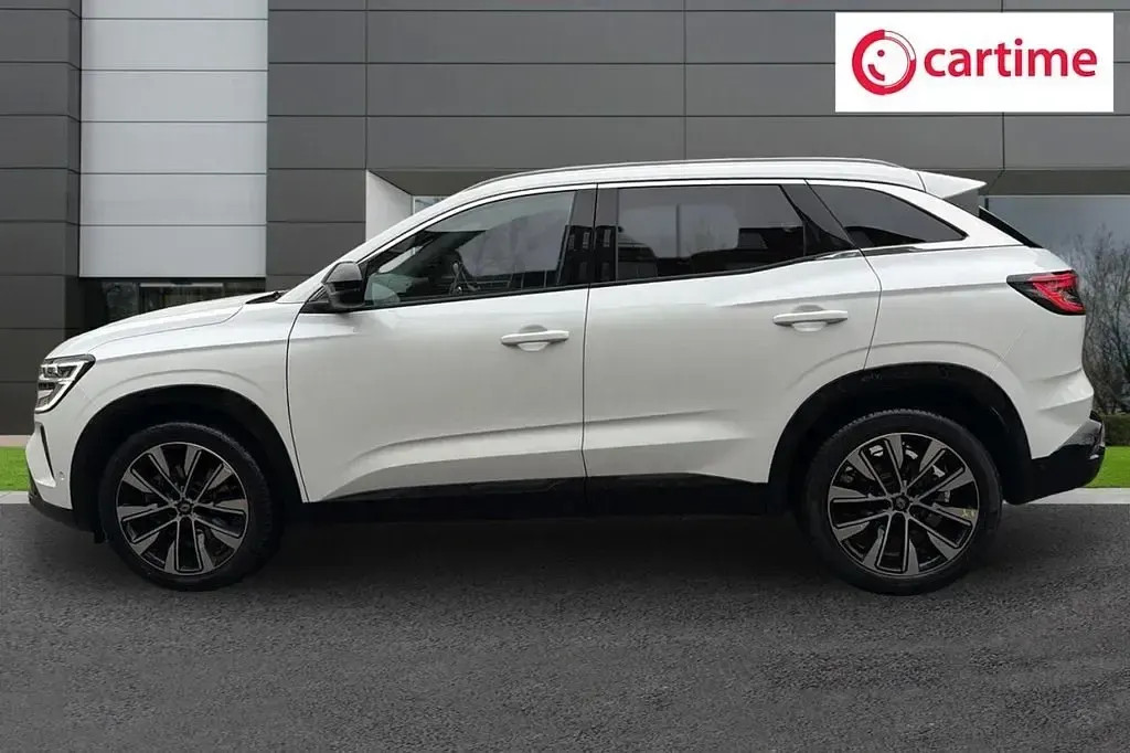 Begagnad Renault Austral Techno 200 HK (147 kW) 2024 Vit SUV