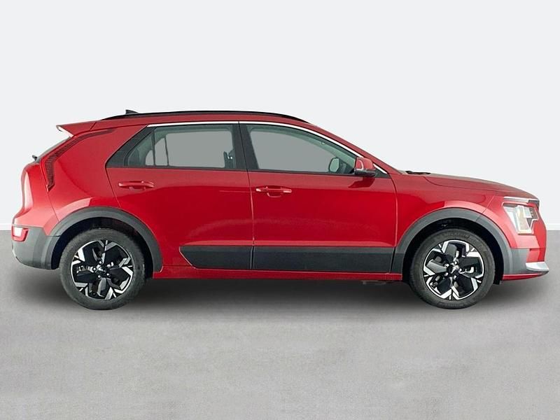 Used Kia Niro 150 kW (204 HP) 2024 Red SUV