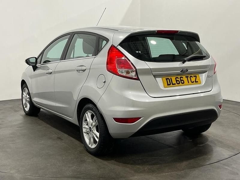 Used Ford Fiesta Zetec 2016 Silver Hatchback