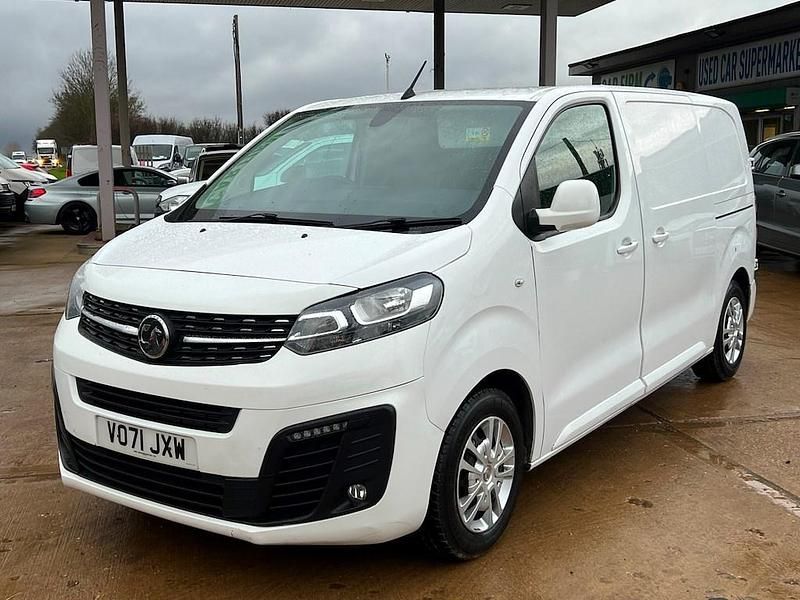 Used Vauxhall Vivaro Sportive 100 HP (73 kW) 2021 White MPV