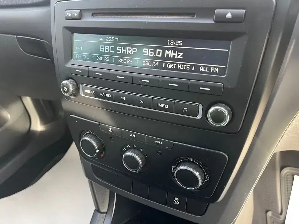 Used Skoda Yeti 150 HP (110 kW) 2013 Black SUV