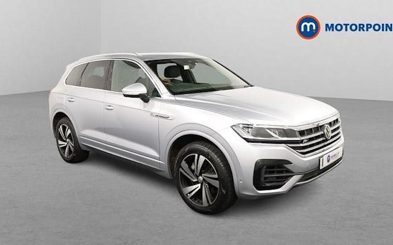 Used 2023 VW Touareg R-line SUV | £33,099 (Super price) - Image 1/4