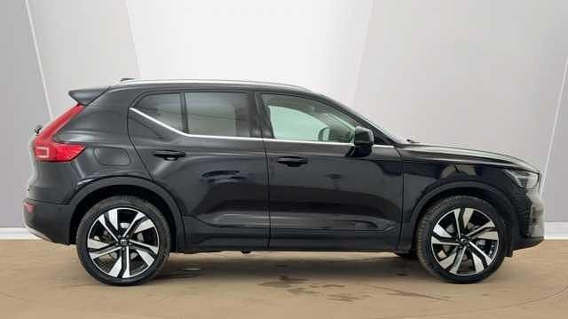 Used Volvo XC40 Ultra 197 HP (144 kW) 2025 Onyx black SUV