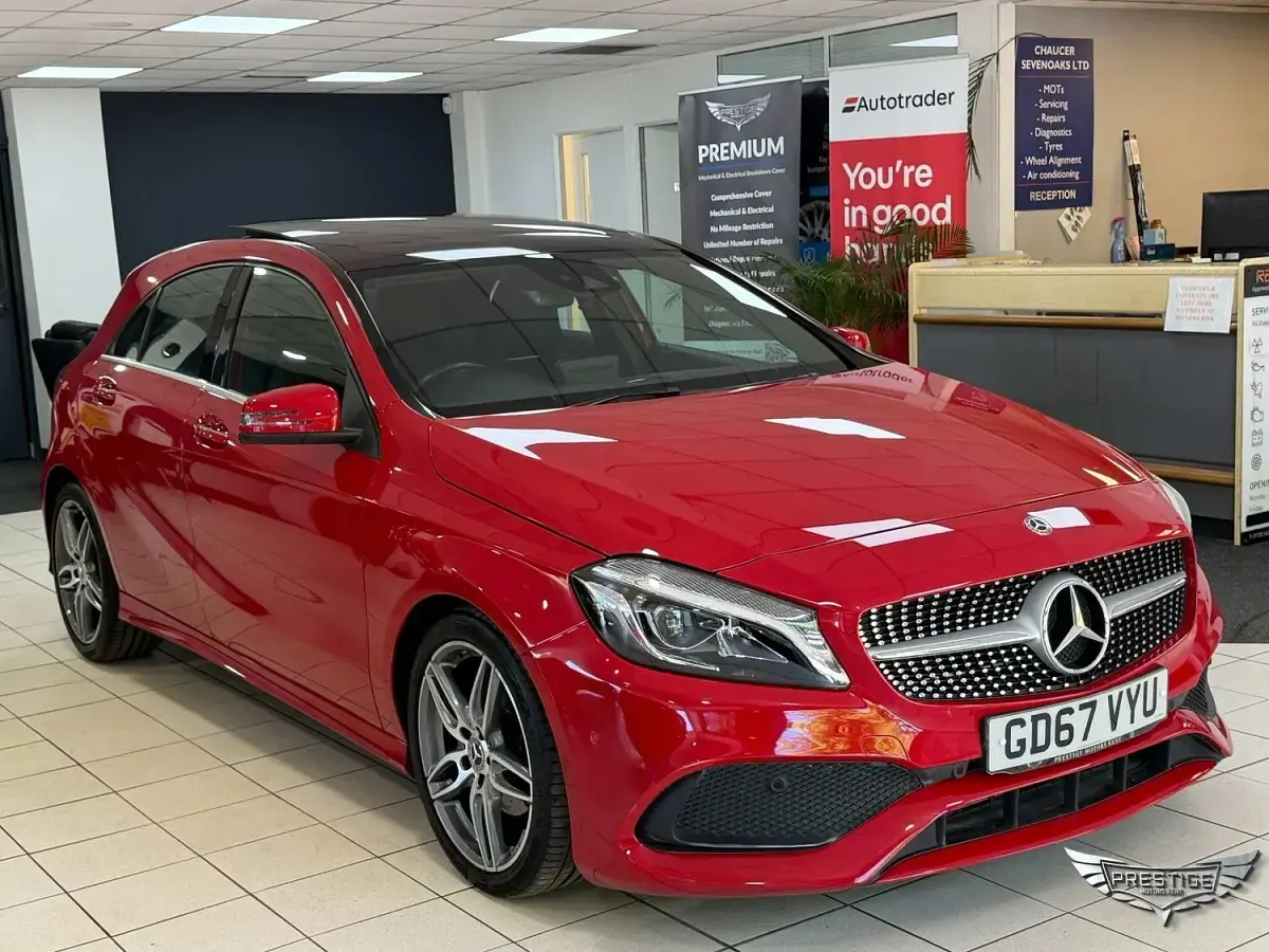Used Mercedes A180 AMG Line Premium Plus 122 HP (89 kW) 2018 Hatchback
