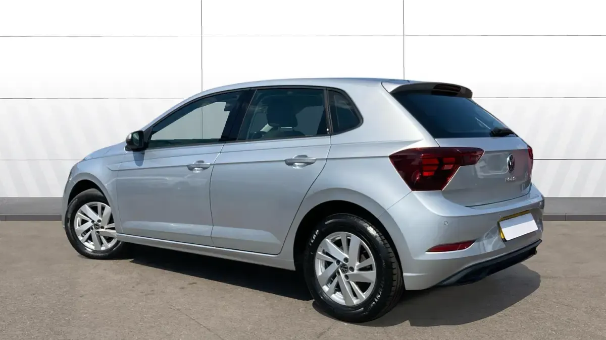 Used VW Polo Life 95 HP (69 kW) 2022 Silver Hatchback