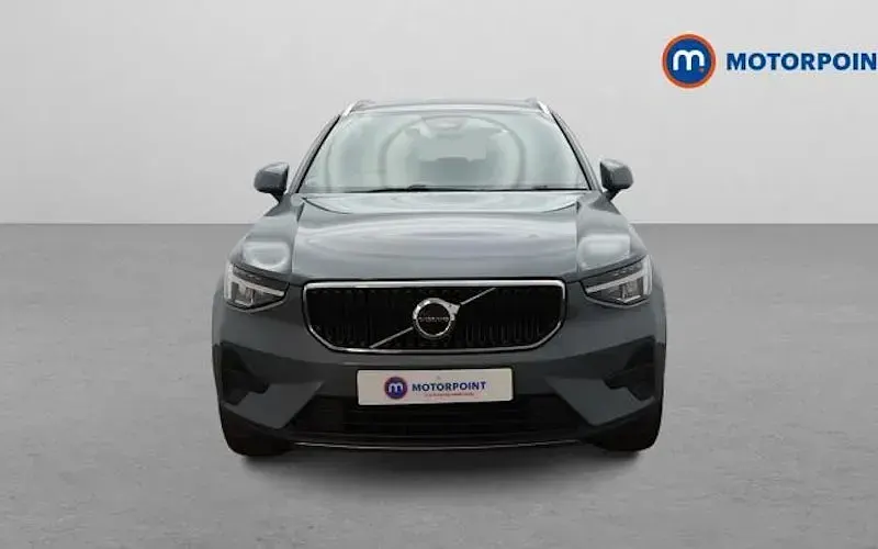 Usado Volvo XC40 Core 163 HP (119 kW) 2026 SUV