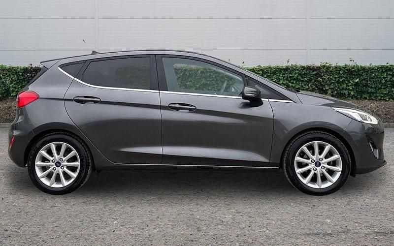 Used Ford Fiesta Titanium 125 HP (91 kW) 2021 Hatchback