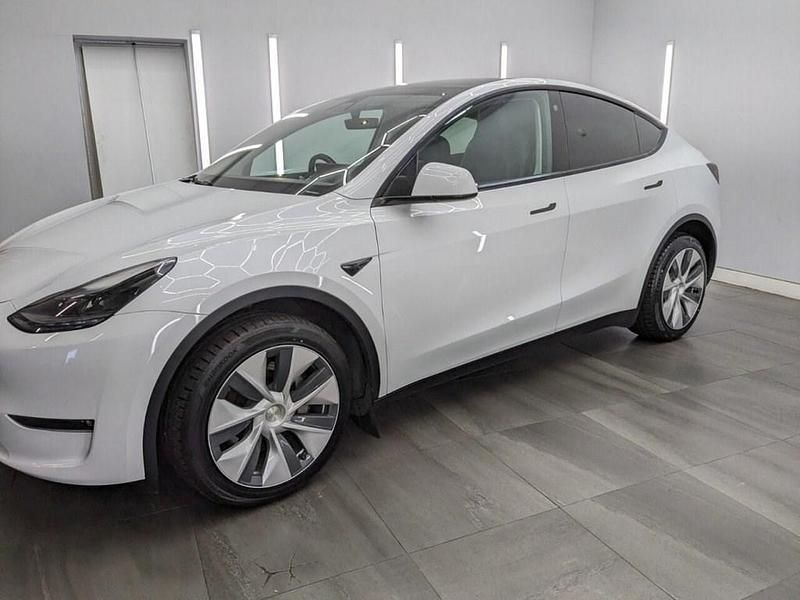 Used Tesla Model Y 282 kW (384 HP) 2022 White SUV